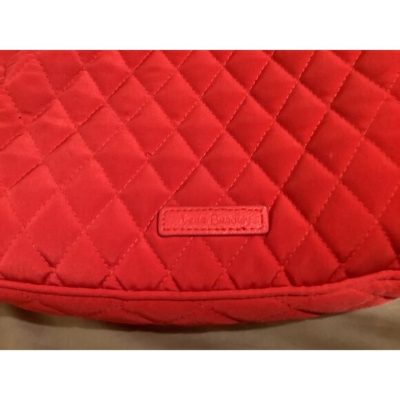 Vera Bradley Red Quilted Crossbody Bag With Adjustable Strap & Multiple Zipper P - Picture 5 of 16